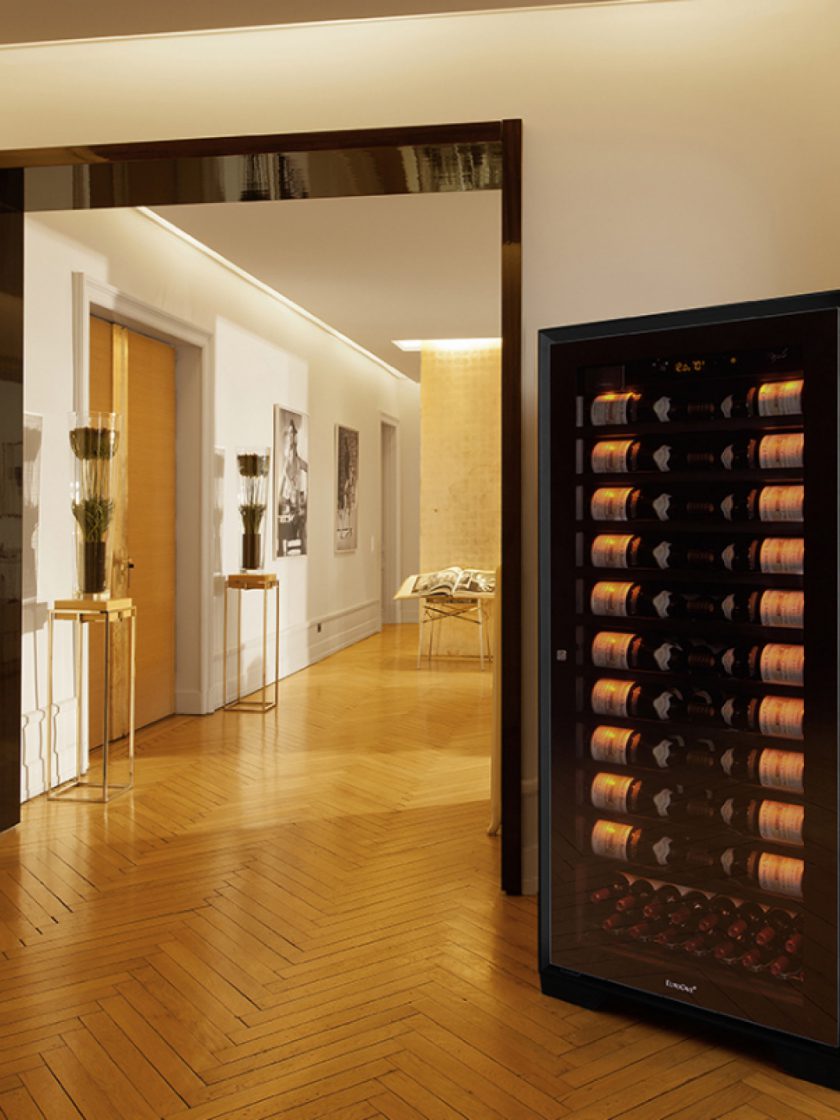 葡萄酒储存熟化酒柜 17 V ROYALE L RED couloir oeuvresdart