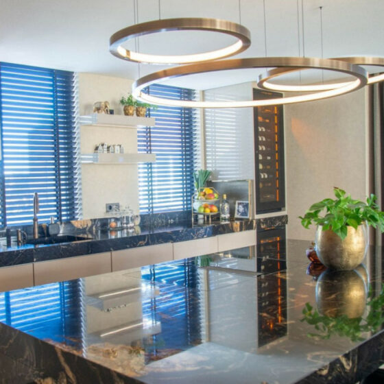 eurocave renovation cuisine design marbre noir blanc netherlands inspiration 1